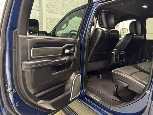 Used 2022 RAM 3500 Laramie AWD/4WD image 31