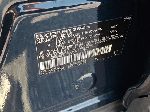 Used 2018 Toyota RAV4 XLE w/ Plus Extra Value Package AWD/4WD image 26