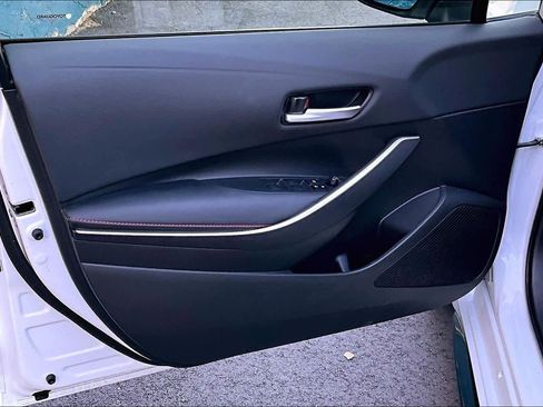 Certified 2025 Toyota Corolla SE FWD image 21