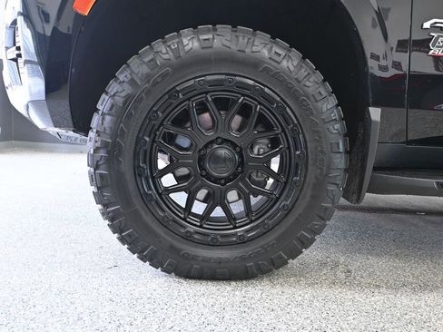 Used 2022 GMC Yukon AT4 w/ Max Trailering Package AWD/4WD image 13