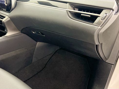 Used 2024 Lexus RX 350 FWD w/ Technology Package image 34