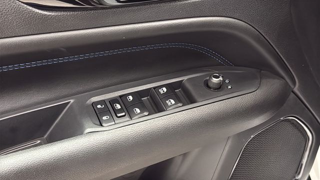 Used 2025 Jeep Compass Latitude w/ Altitude Special Edition AWD/4WD image 21