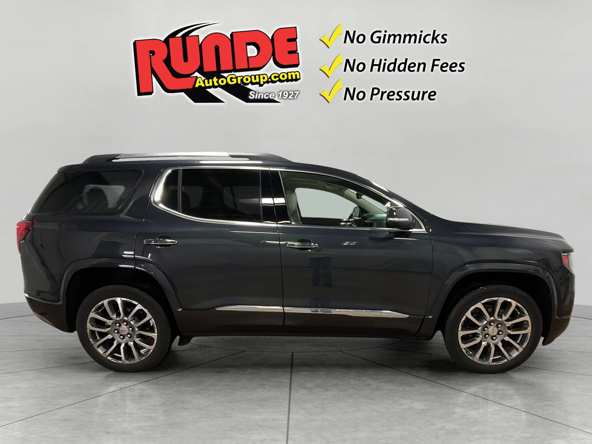 Used 2023 GMC Acadia Denali AWD/4WD image 9