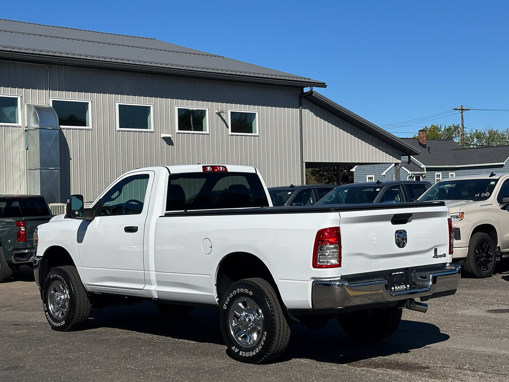 Used 2024 RAM 2500 Tradesman w/ Chrome Appearance Group AWD/4WD image 10