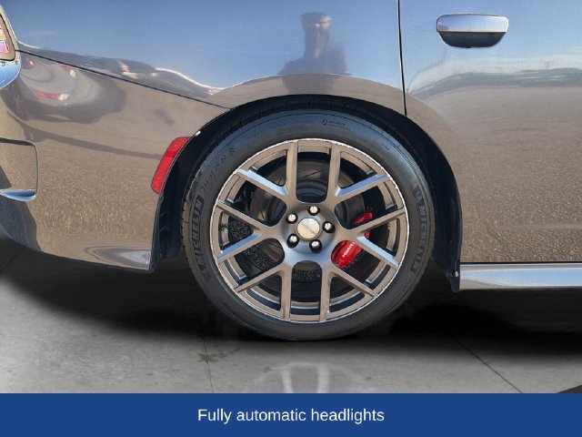 Used 2016 Dodge Charger R/T Scat Pack w/ Technology Group RWD image 31