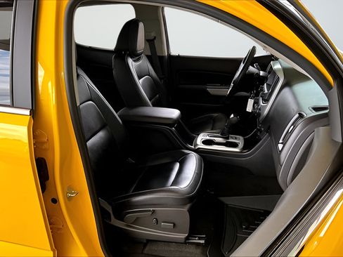 Used 2015 Chevrolet Colorado LT w/ Luxury Package RWD image 26