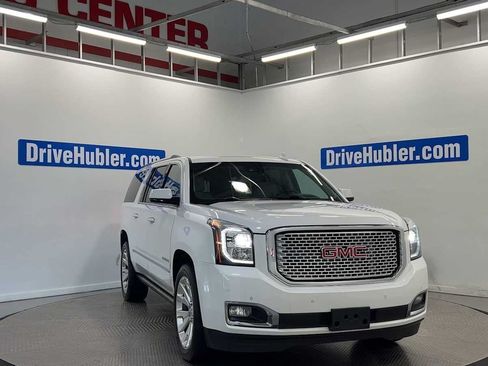 Used 2016 GMC Yukon XL Denali w/ Open Road Package AWD/4WD image 3