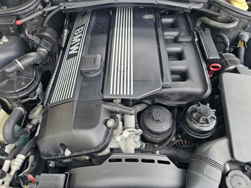 Used 2004 BMW 325Ci Convertible image 19