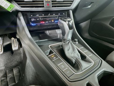 Used 2025 Volkswagen Jetta Sport FWD image 24