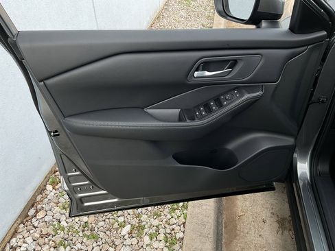 New 2026 Nissan Rogue SV image 12