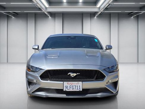 Used 2021 Ford Mustang GT RWD image 2