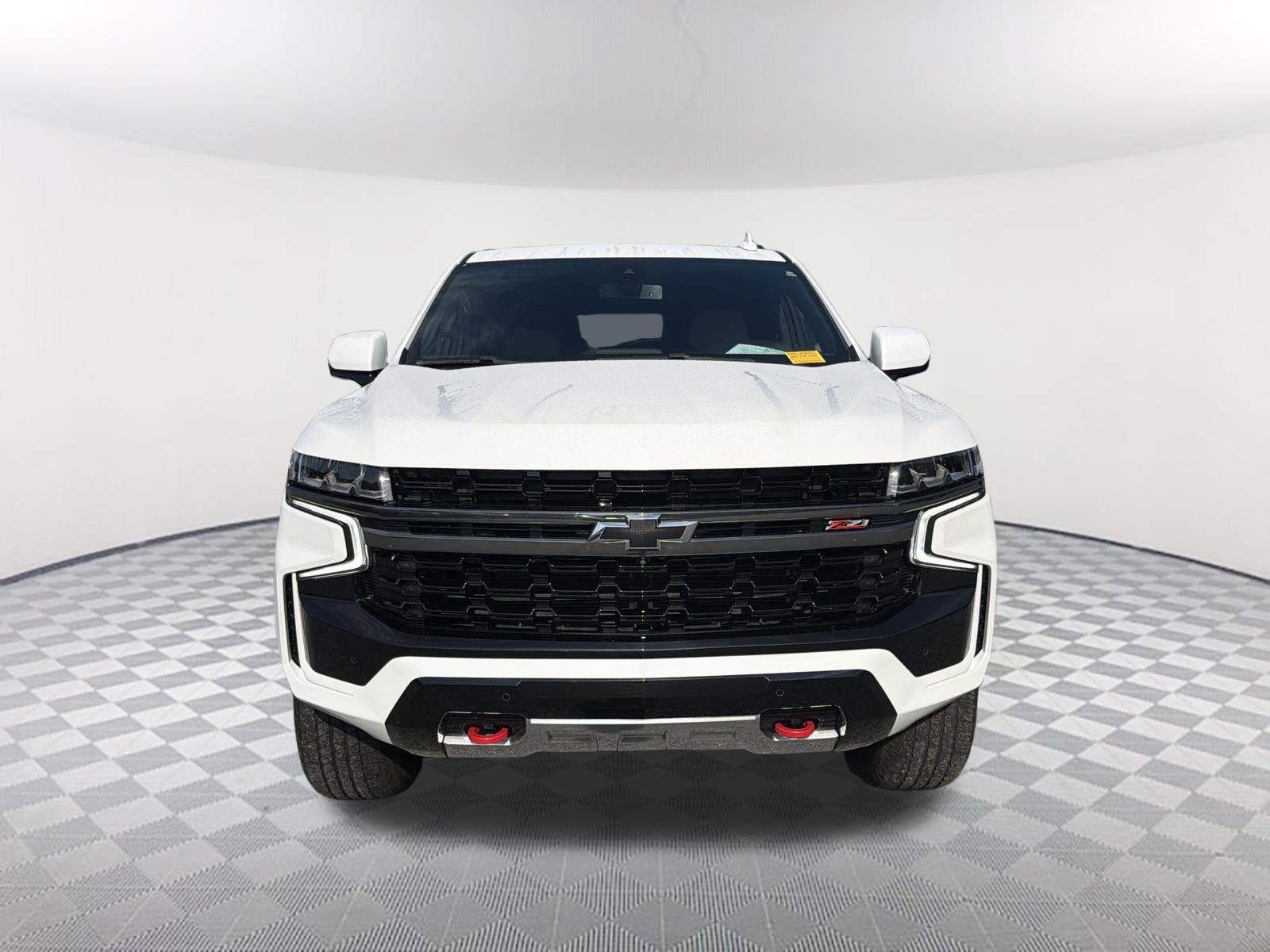 Certified 2022 Chevrolet Tahoe Z71 w/ Luxury Package AWD/4WD image 9