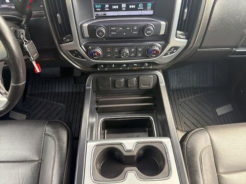 Used 2018 GMC Sierra 1500 SLT w/ SLT Premium Package AWD/4WD image 20