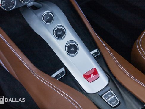 Used 2016 Ferrari California T image 28