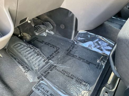 Used 2020 Ford Transit 350 XLT image 18