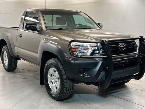 Used 2012 Toyota Tacoma 4x4 Regular Cab image 8
