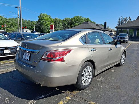 Used 2013 Nissan Altima 2.5 S FWD image 23