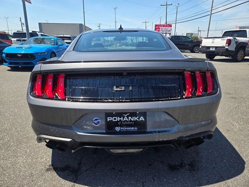 Used 2021 Ford Mustang GT RWD image 6