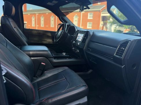Used 2019 Ford Expedition Limited w/ Equipment Group 303A RWD image 14