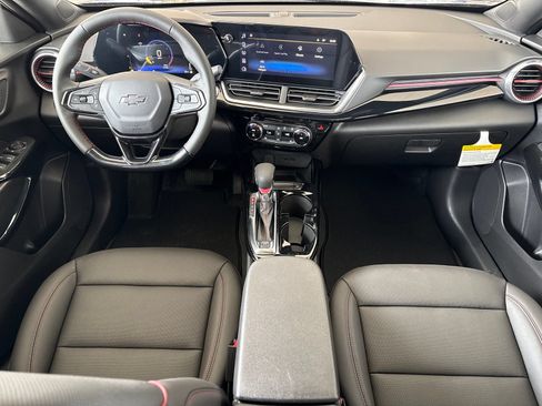 New 2026 Chevrolet Trax RS w/ Sunroof Package FWD image 21