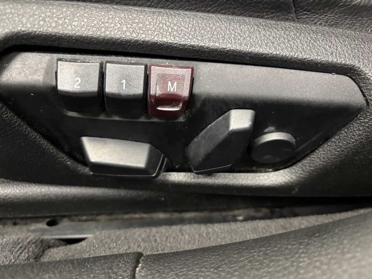 Used 2014 BMW 328i Sedan RWD image 22
