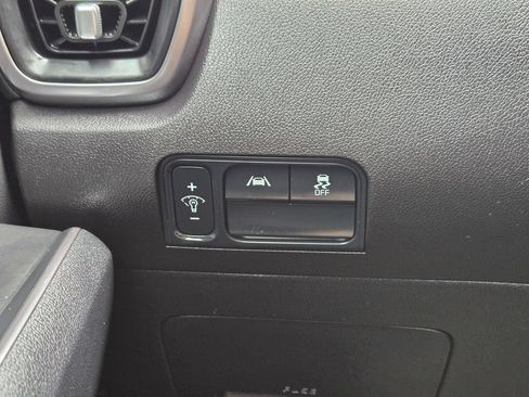 Certified 2023 Kia Sorento S FWD image 23