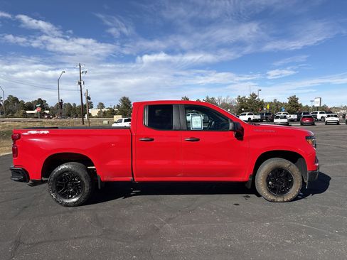 Used 2025 Chevrolet Silverado 1500 W/T w/ Trailering Package image 8
