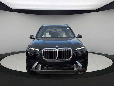 New 2026 BMW X7 xDrive40i image 3
