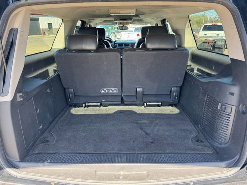 Used 2012 Chevrolet Suburban LTZ image 18