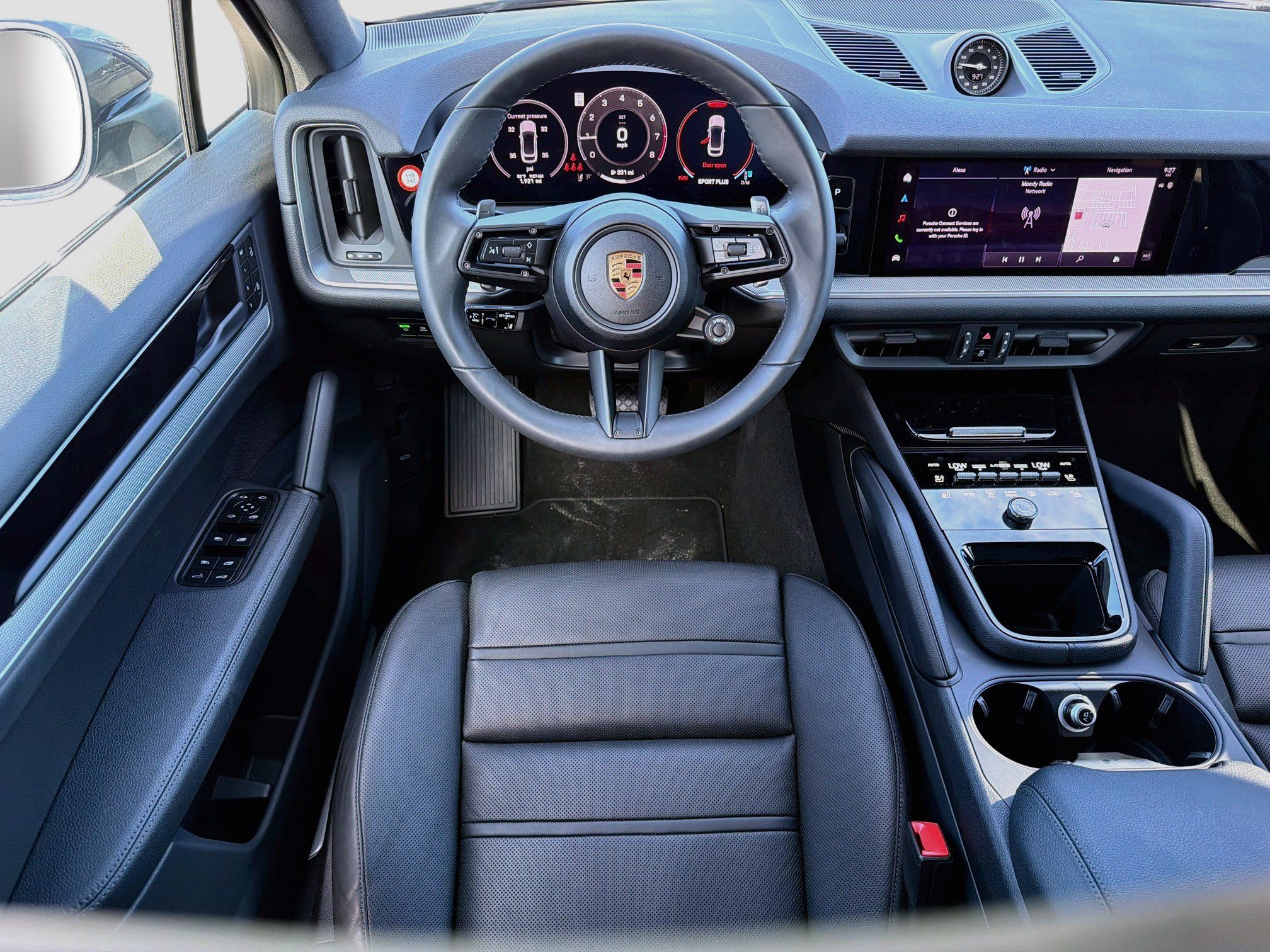 Used 2026 Porsche Cayenne Coupe AWD/4WD image 17