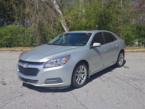 Used 2016 Chevrolet Malibu LT w/ Power Convenience Package image 1