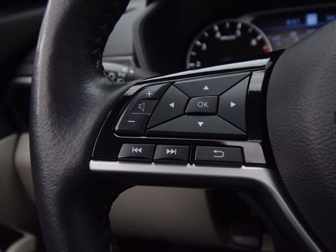 Used 2023 Nissan Altima 2.5 SL image 38