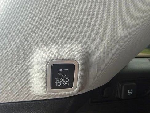 Used 2023 Jeep Grand Cherokee 4WD 4xe w/ Luxury Tech Group II image 25