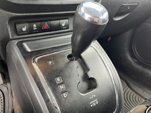 Used 2017 Jeep Patriot Latitude AWD/4WD image 13