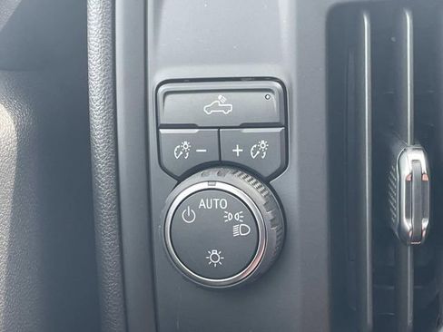 Used 2025 Chevrolet Silverado 1500 Custom RWD image 23