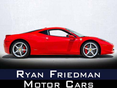 Used 2014 Ferrari 458 Italia Coupe RWD image 1