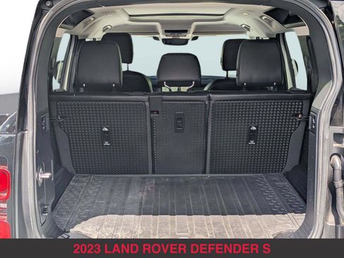 Used 2023 Land Rover Defender 110 S AWD/4WD image 7
