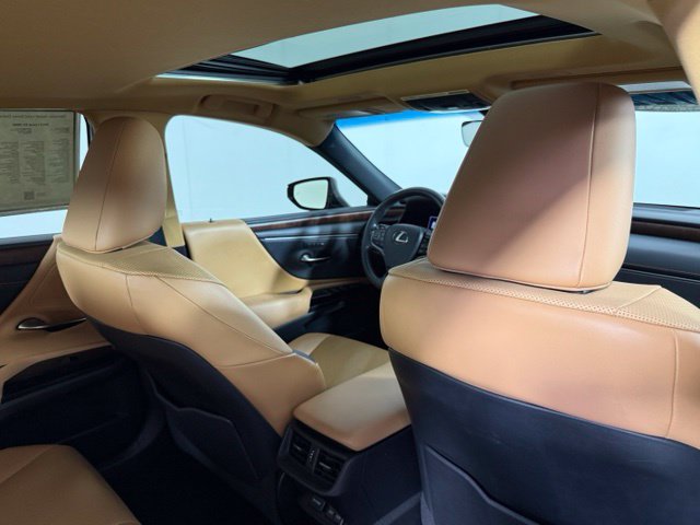 Used 2022 Lexus ES 300h w/ Premium Package FWD image 27