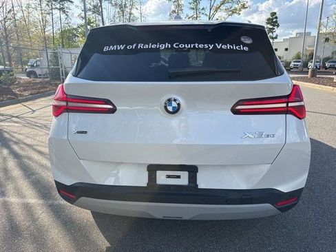 Used 2025 BMW X3 xDrive30i w/ Premium Package image 5