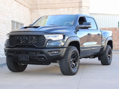 Used 2025 RAM 1500 RHO image 2