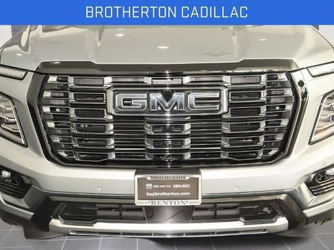 Used 2026 GMC Yukon Denali Ultimate image 13