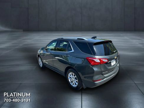 Used 2018 Chevrolet Equinox LT w/ Sun & Infotainment Package FWD image 8