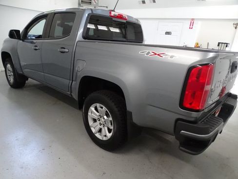 Used 2022 Chevrolet Colorado LT w/ LT Convenience Package AWD/4WD image 16