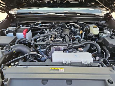Used 2026 Toyota Tacoma SR5 RWD image 12
