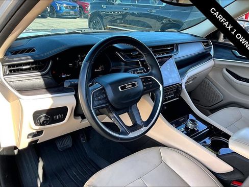 Used 2021 Jeep Grand Cherokee L Limited AWD/4WD image 5