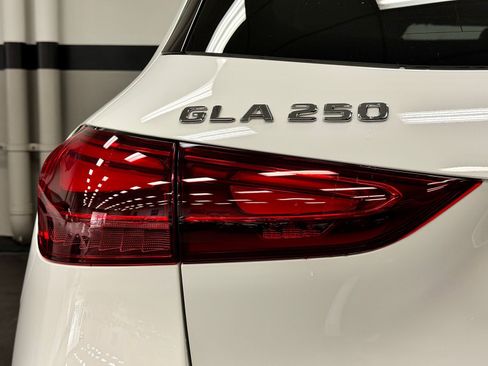 Certified 2026 Mercedes-Benz GLA 250 image 13