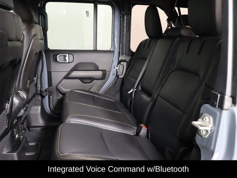 Used 2024 Jeep Wrangler Unlimited Sahara w/ Technology Group AWD/4WD image 16
