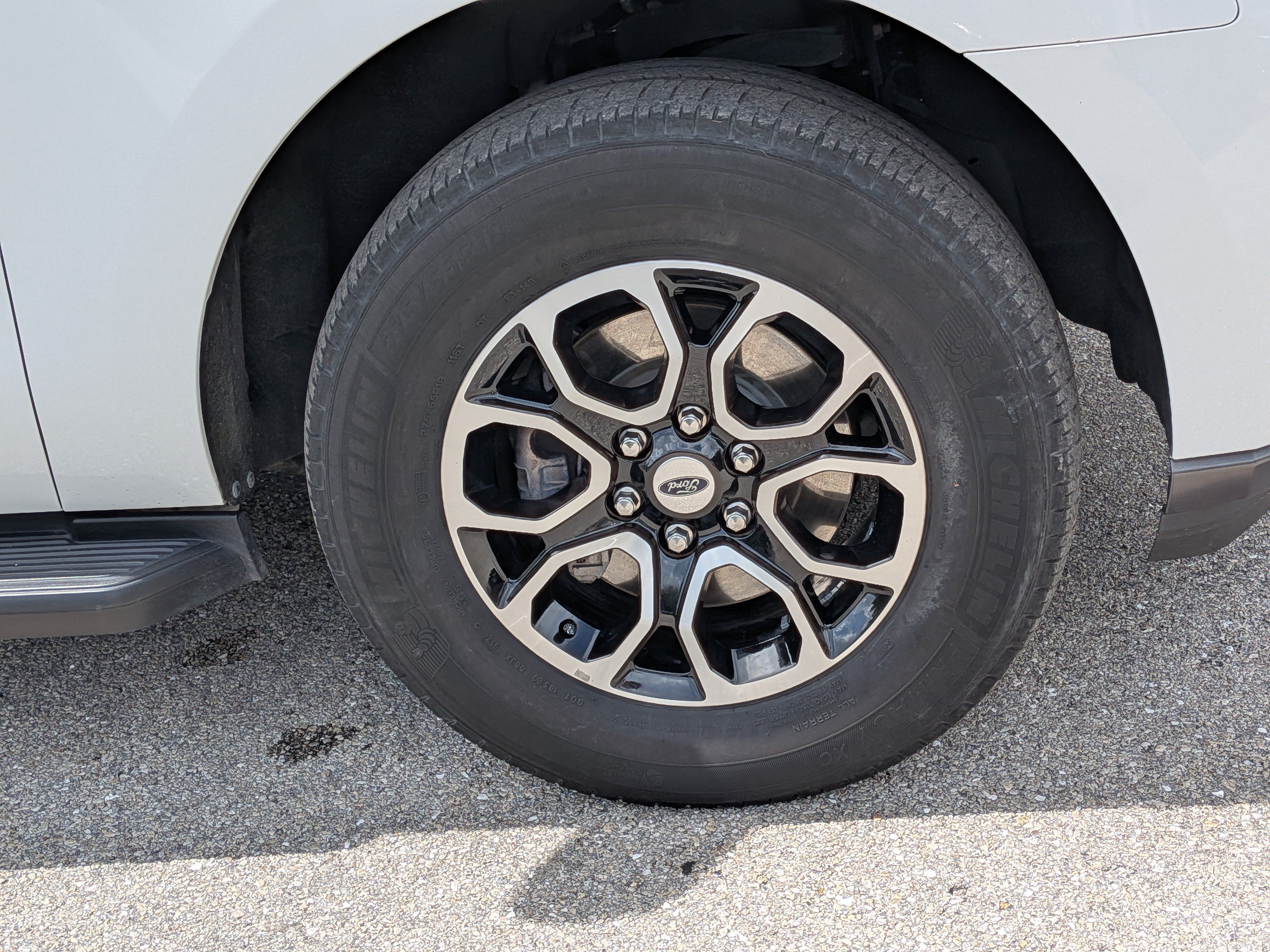 Used 2024 Ford Expedition XLT RWD image 11