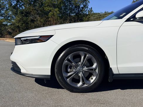 Used 2024 Honda Accord EX image 4