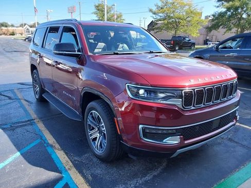 Used 2024 Jeep Wagoneer Series II w/ Flexible Seating Group AWD/4WD image 41